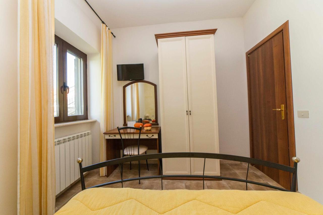 Agriturismo Bella Cima Montefiascone Bagian luar foto